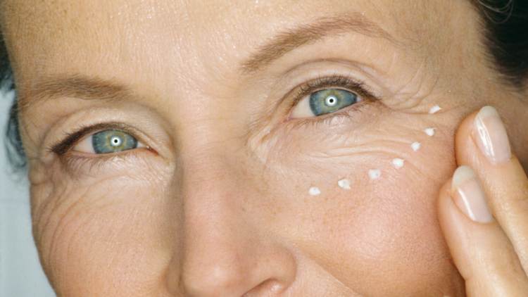 Adopt Good Skincare Routine